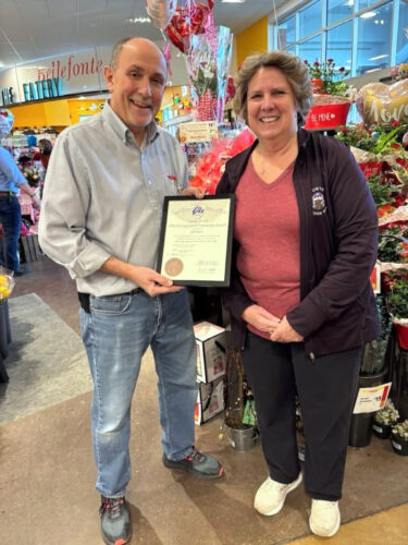 Community member  receives Distinguished Citizenship Award